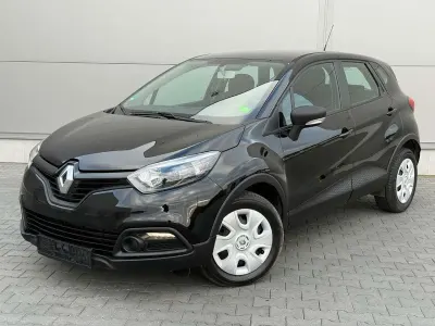 Używany Renault Captur Life 90 KM (66 kW) 2017 Czarny SUV