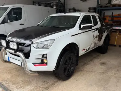 Gebraucht Isuzu D-Max 163 PS (119 kW) 2021 Weiß Pickup