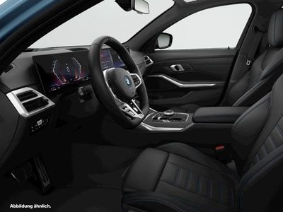 Blau Gebraucht 2025 BMW 330e M Sport Kombi | 50.300 € (Fairer Preis)