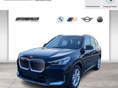 Black sapphire Neu 2026 BMW iX1 SUV | 44.790 € (Guter Preis)
