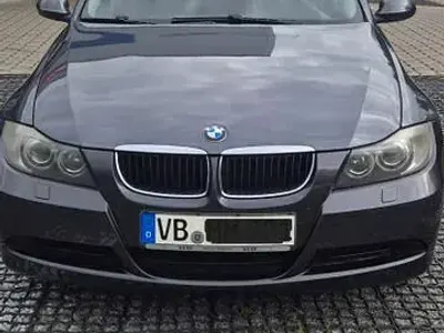 Gebraucht BMW 318 129 PS (94 kW) 2006 Grau Limousine