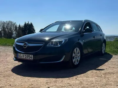 Gebraucht Opel Insignia 140 PS (102 kW) 2015 Schwarz Kombi