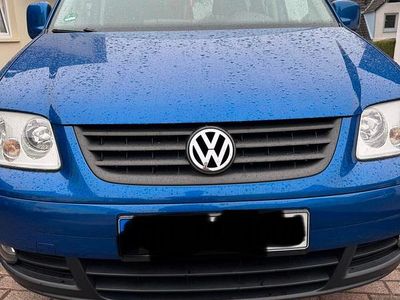 Second-hand VW Caddy 109 CP (80 kW) 2008 Albastru Monovolum