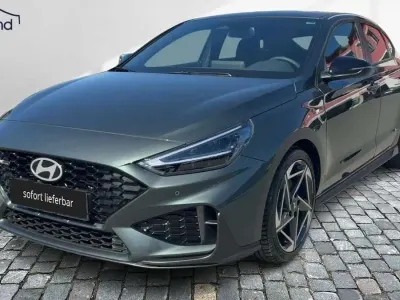Nieuw Hyundai i30 140 PK (102 kW) 2026 Groen Sedan