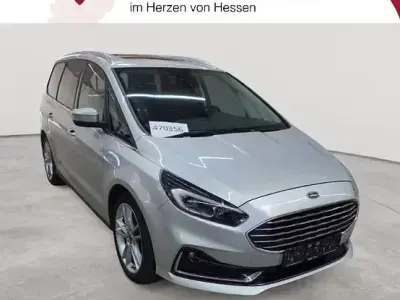 Gebraucht Ford Galaxy Titanium 190 PS (139 kW) 2022 Silber Van / Kleinbus