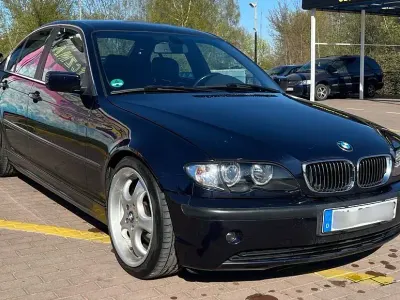 Gebraucht BMW 325 Performance 192 PS (141 kW) 2003 Blau Limousine