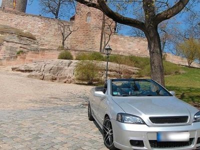 Gebraucht Opel Astra Cabriolet 136 PS (100 kW) 2002 Silber Cabrio
