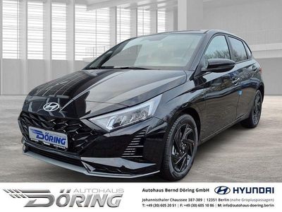 Neu Hyundai i20 Blackline 90 PS (66 kW) 2026 Schwarz Limousine