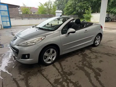 Gebraucht Peugeot 207 CC 120 PS (88 kW) 2010 Grau Cabrio