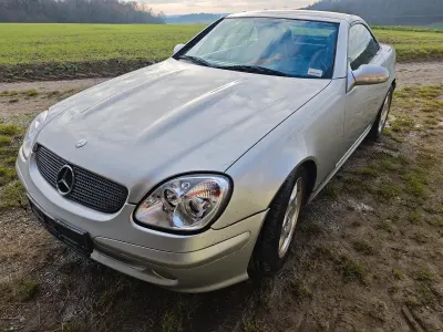 Gebraucht Mercedes SLK200 163 PS (119 kW) 2002 Silber Cabrio