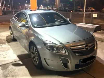 Usata Opel Insignia OPC 325 CV (239 kW) 2012 Grigio Berlina