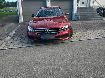 Usata Mercedes E300 245 CV (180 kW) 2020 Rosso Berlina