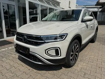 Gebraucht VW T-Roc Cabriolet Style 150 PS (110 kW) 2025 Grau SUV