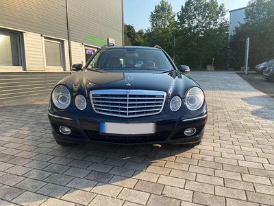 Mercedes E200