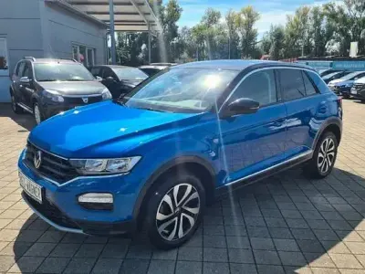 Usata VW T-Roc Active 150 CV (110 kW) 2021 Blu SUV