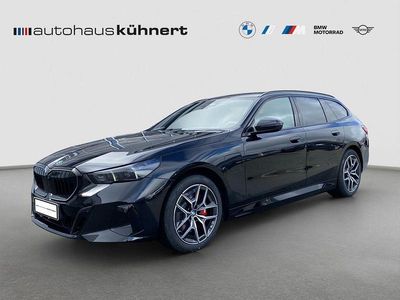 Nouă BMW 550e M Sport 489 CP (359 kW) 2026 Negru Break