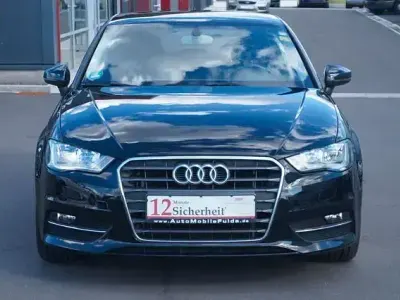 Gebraucht Audi A3 Ambition 140 PS (102 kW) 2014 Schwarz Limousine