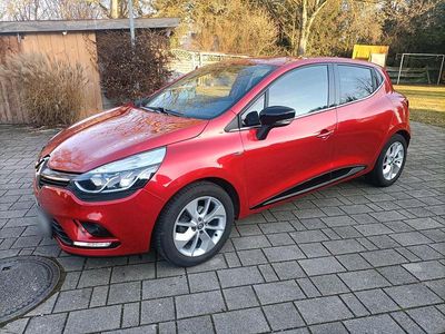 Gebraucht Renault Clio IV LIMITED 90 PS (66 kW) 2017 Rot Kleinwagen