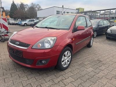 Gebraucht Ford Fiesta Titanium 97 PS (71 kW) 2009 Rot Kleinwagen