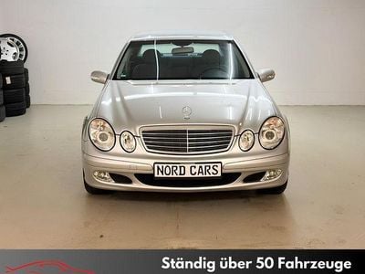 Usata Mercedes E200 Classic 163 CV (119 kW) 2003 Argento Berlina
