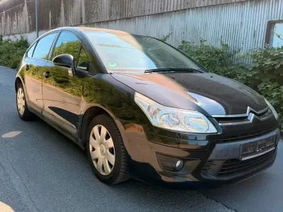 Gebraucht Citroën C4 90 PS (66 kW) 2009 Schwarz Limousine