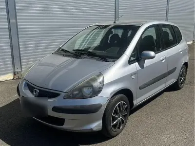 Usata Honda Jazz 78 CV (57 kW) 2005 Argento Utilitaria