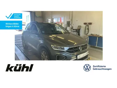 Second-hand VW T-Roc Life 150 CP (110 kW) 2022 SUV
