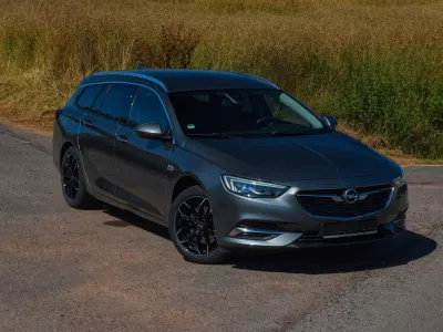 Gebraucht Opel Insignia 170 PS (125 kW) 2017 Grau Kombi