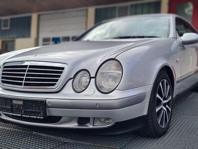 Gebraucht Mercedes CLK320 218 PS (160 kW) 1997 Silber Coupé