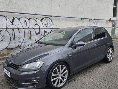 VW Golf