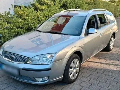 Gebraucht Ford Mondeo 125 PS (91 kW) 2006 Silber Kombi