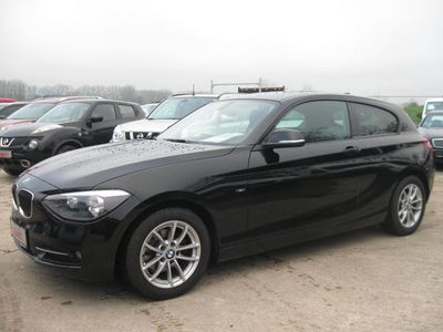 Gebraucht BMW 114 102 PS (75 kW) 2013 Schwarz metallic Kleinwagen
