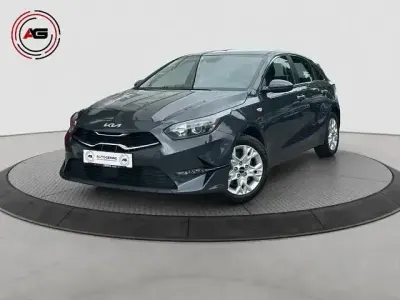 Gebraucht Kia Ceed 160 PS (117 kW) 2024 Grau Kleinwagen