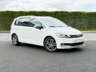 Gebraucht VW Touran Highline 190 PS (139 kW) 2017 Weiß Van / Kleinbus