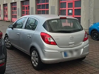 Gebraucht Opel Corsa 80 PS (58 kW) 2009 Grau Kleinwagen