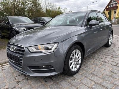 Second-hand Audi A3 Attraction 176 CP (129 kW) 2015 Gri Berlinǎ