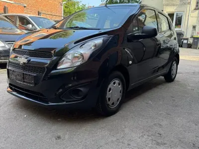Gebraucht Chevrolet Spark 68 PS (50 kW) 2014 Schwarz Kleinwagen