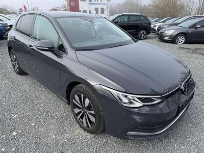 Gebraucht VW Golf VIII Move 131 PS (96 kW) 2024 Grau Limousine