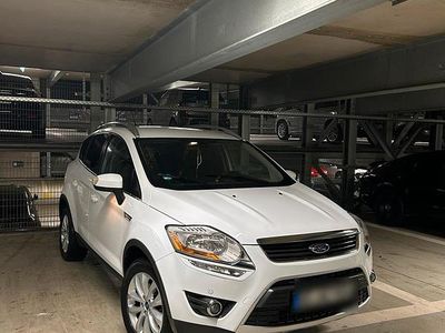 Gebraucht Ford Kuga Titanium 140 PS (102 kW) 2011 Weiß SUV