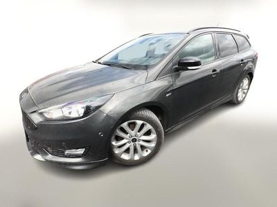 Usata Ford Focus ST-Line 182 CV (133 kW) 2017 Grigio Station wagon