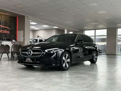 Gebraucht Mercedes C200 224 PS (164 kW) 2023 Obsidianschwarz Kombi