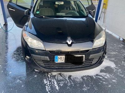 Gebraucht Renault Mégane Dynamique 106 PS (77 kW) 2012 Schwarz Limousine
