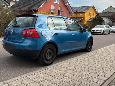 Gebraucht VW Golf V 102 PS (75 kW) 2005 Kleinwagen