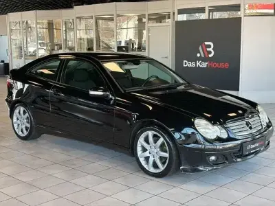 Gebraucht Mercedes C230 204 PS (150 kW) 2008 Schwarz Coupé