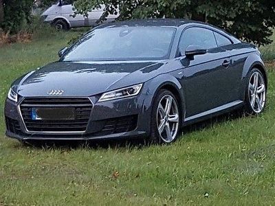 Gebraucht Audi TT Ambiente 230 PS (169 kW) 2015 Grau Coupé