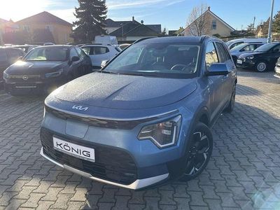 Blau Gebraucht 2023 Kia e-Niro Spirit SUV | 33.998 € (Teuer)