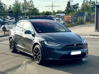 Gebraucht Tesla Model X 492 kW (670 PS) 2023 SUV