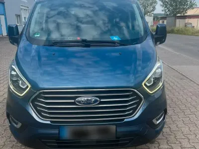 Gebraucht Ford Tourneo 170 PS (125 kW) 2019 Blau Van / Kleinbus