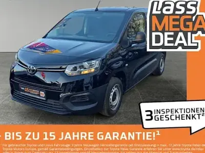 Używany Toyota Proace City City 110 KM (80 kW) 2021 Czarny Minivan