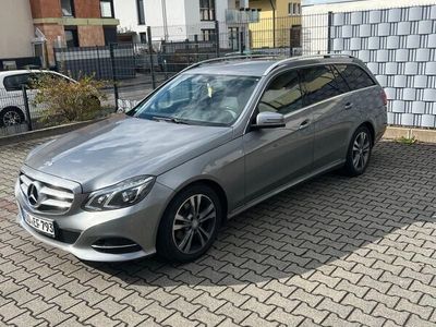 Mercedes E200